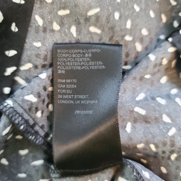 Urban Outfitters Angela Cut-Out Back Maxi Dress - Picture 11 of 12